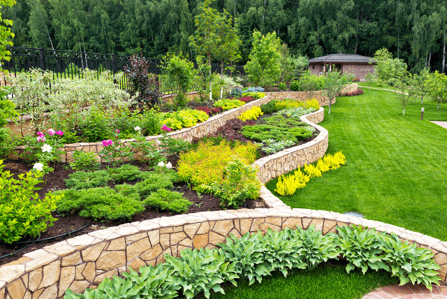 ﻿Steps to Go Through Before Residential Landscaping