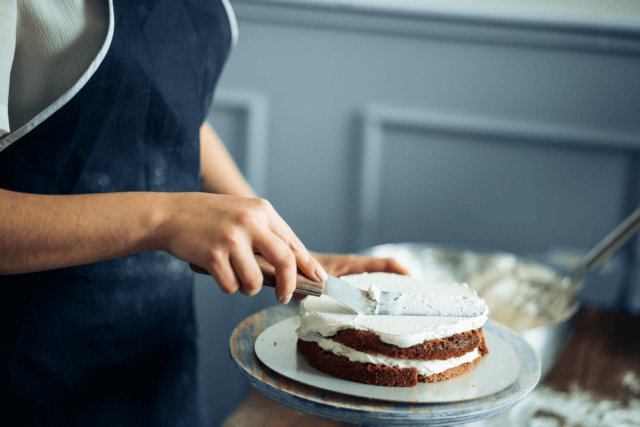 Cake Decorating – How To Make Your Icing Smooth And Even