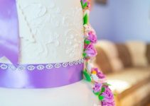 Tips For Decorating A Cake