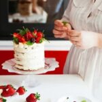 How to Decorate a Tres Leches Cake How to beautifully decorate a tres leches cake with whipped cream and strawberries