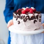 How to Decorate Cake Cutting Knife Decorative cake cutting knife with step-by-step guide for cake decorating