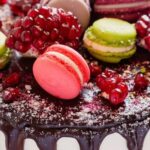 Step-by-step guide on how to make chocolate sheets for cake decorating