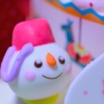 How to Decorate Cake With Cream Step-by-step guide on how to decorate cake with cream to create beautiful, frosted designs