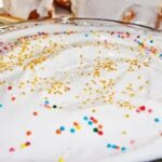 How to Make Carrot Decorations for Carrot Cake How to make carrot decorations for carrot cake: grated carrots, candy carrot-shaped toppings