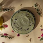 How to Decorate Cake With Fresh Flowers How to decorate cake with fresh flowers: Step-by-step guide for a stunning floral cake design