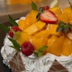 How to Decorate Cake Knife How to Decorate Cake Knife: Adding edible flowers and ribbons for a charming touch
