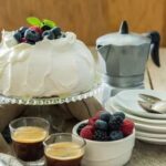 How to Decorate a Cake Without Tools at Home Simple Cake Decorating: No Tools Needed