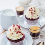 Step-by-step guide for how to decorate loaf cake with icing and garnish