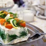 Step-by-step guide on how to decorate Easter cakes with colorful frosting and festive toppings