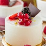 How to Decorate Christmas Tree Cake Step-by-step guide to decorating a Christmas tree cake with icing and edible decorations