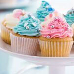 How to Decorate Cake Pops With Candy Melts Step-by-step guide: Decorating cake pops with candy melts for a sweet and festive treat