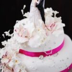 Step-by-step guide for decorating a chocolate fudge cake with icing, sprinkles, and chocolate shavings