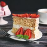 How to make edible butterfly cake decorations: Step-by-step tutorial for beautiful cake embellishments