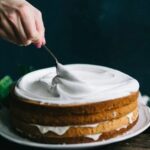 How to bake birthday cake and decorate it: step-by-step guide for a perfect celebration