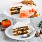 Step-by-step guide on how to make snowflake cake decorations at home