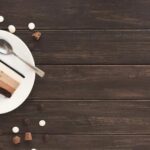 How to decorate simple cake at home: step-by-step guide for beginners