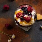 How to Decorate Cake With White Chocolate Step-by-step guide for How to Decorate Cake with White Chocolate: a delicious and elegant touch