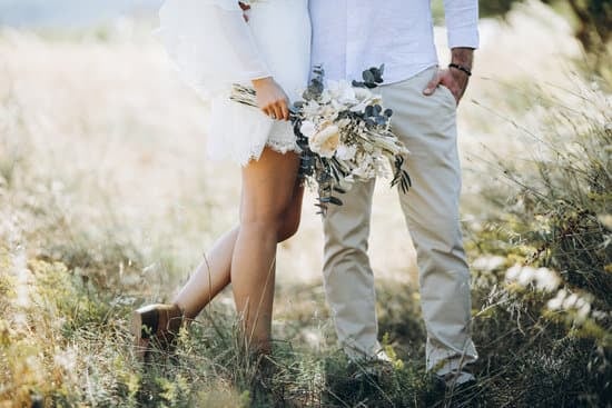 A Walton Wedding cast members posing for a group photo at the wedding reception