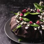 How to Decorate.Christmas.Cake Step-by-step guide on how to decorate Christmas cake with intricate frosting designs