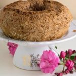 Spooky Halloween Bundt Cake decoration ideas with step-by-step instructions