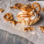 How to use Russian tips for cake decorating