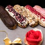 How to Decorate a Buttercream Wedding Cake Step-by-step guide with photos